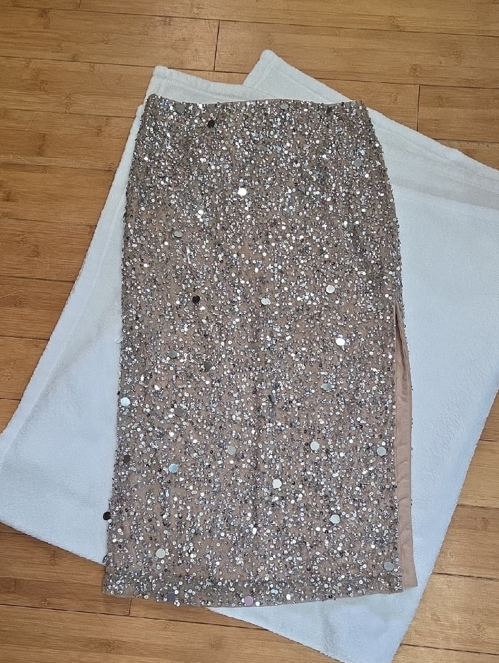 Peace + Love 6 Sequin Embellished Nude Pencil Skirt